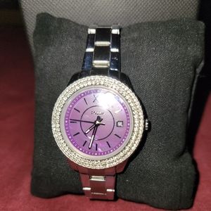 I bought this on impulse because of the color but it's really not my style.